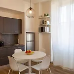 Apartment Ponente - Balcony, Free Parking,close To