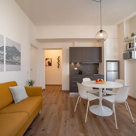 Ponente - Balcony, Free Parking,close To * Como